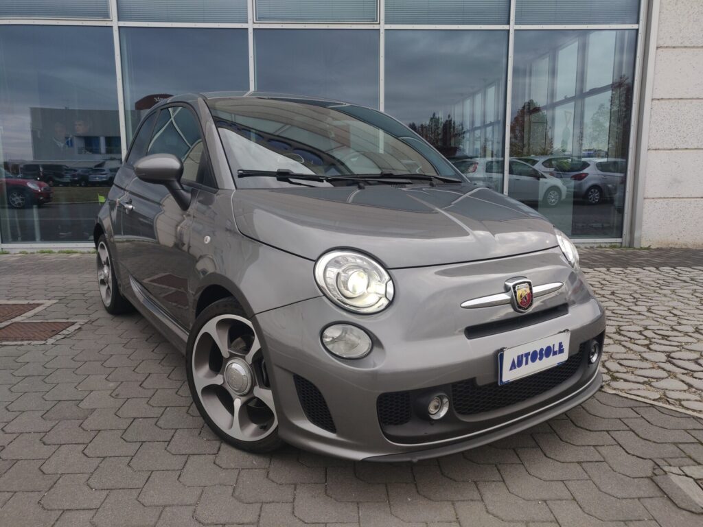 Abarth 500 1.4 Turbo T-Jet Custom