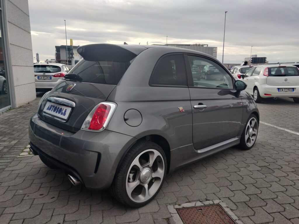 Abarth 500 1.4 Turbo T-Jet Custom