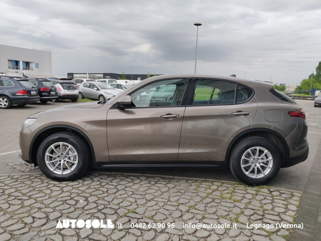 Alfa Romeo 2.2 Q4 Business Automatica