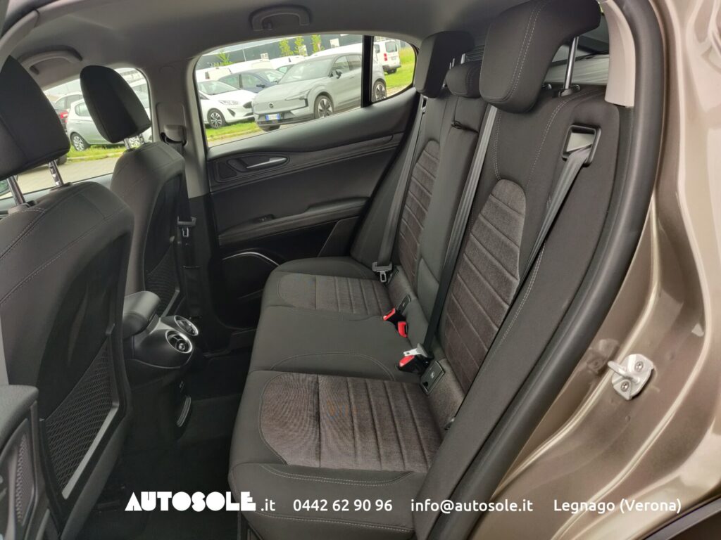 Alfa Romeo 2.2 Q4 Business Automatica
