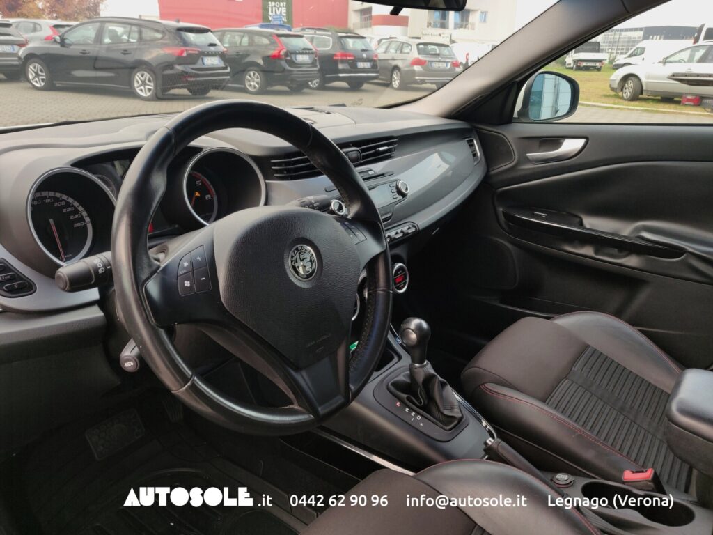 Alfa Romeo Giulietta 2.0 Jtdm Exclusive DCT Automatica