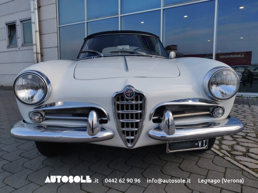 Alfa Romeo Giulietta Spider Type 101